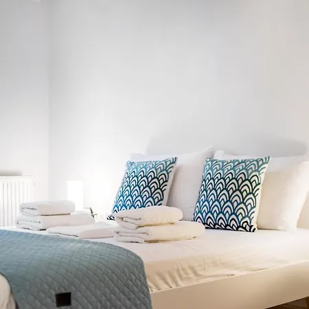 Elegant 2bd Near Acropolis By Ilsofoir Collection Apartment Athens