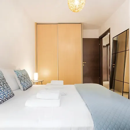 Elegant 2bd Near Acropolis By Ilsofoir Collection