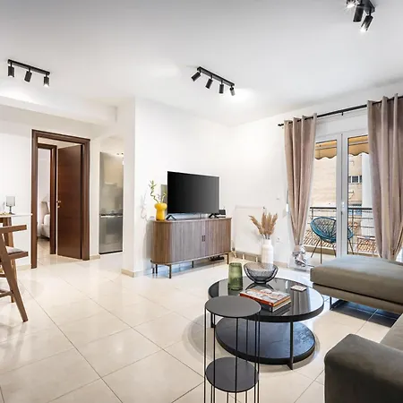 Elegant 2bd Near Acropolis By Ilsofoir Collection Apartment
