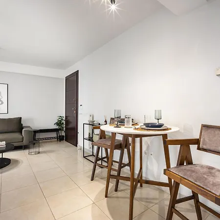 Elegant 2bd Near Acropolis By Ilsofoir Collection